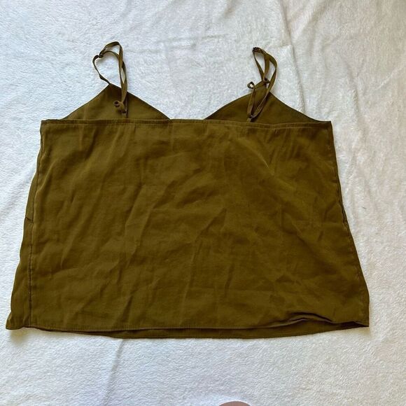 Universal Thread Tank Top size L - Picture 2 of 5